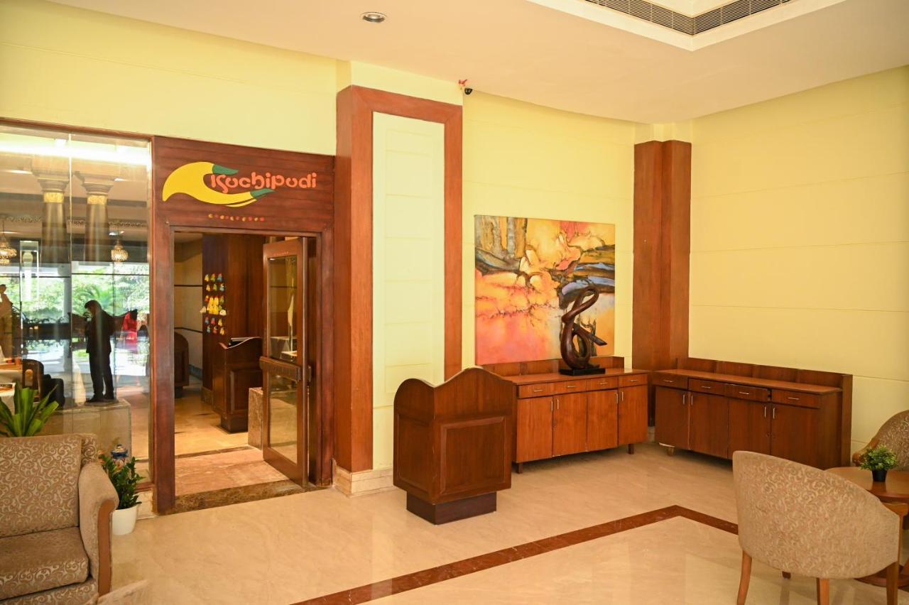 Katriya Hotel And Tower Hyderabad Exterior foto