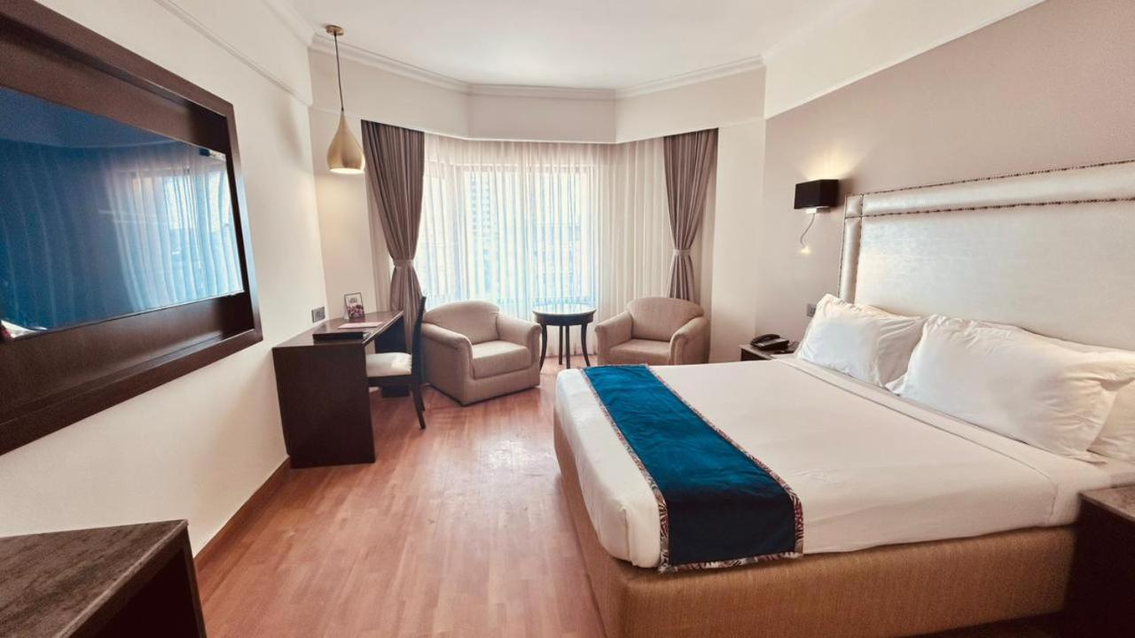 Katriya Hotel And Tower Hyderabad Exterior foto